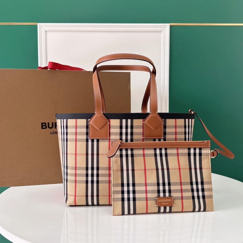 B**rry shopping bags